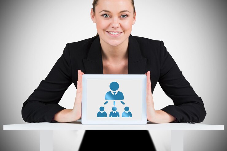 The Role of Employee Advocacy in Employer Branding: How to Harness the Power of Your Team